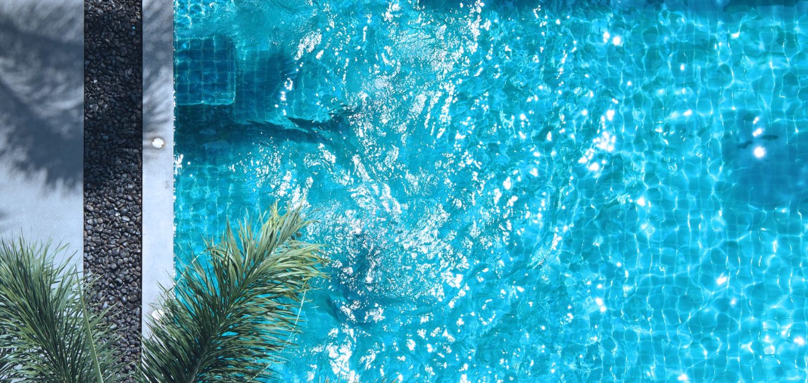 swimming-pool-blue-water-2022-10-20-22-37-18-utc (1)